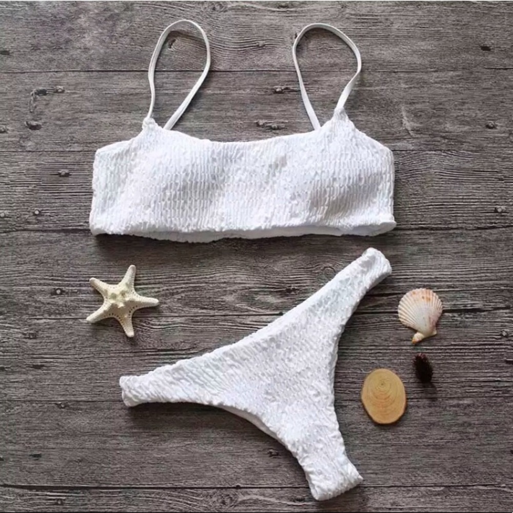 ALL WHITE ✨ Ribbed Bikini Set - Picture 2 of 5